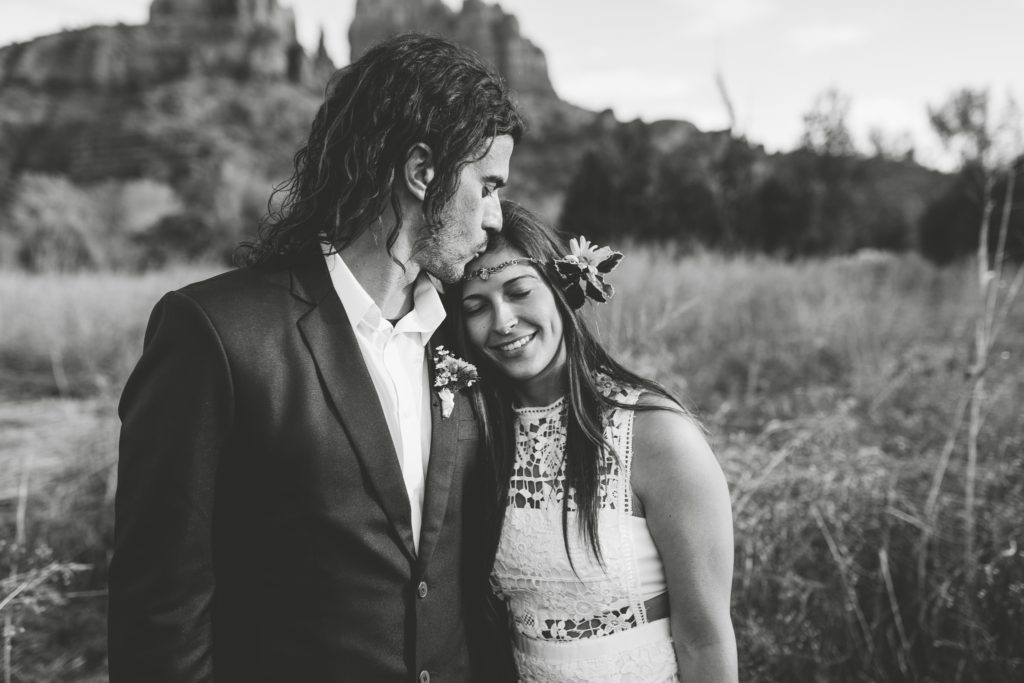 Adventurous Hippy couple elope at cathedral rock